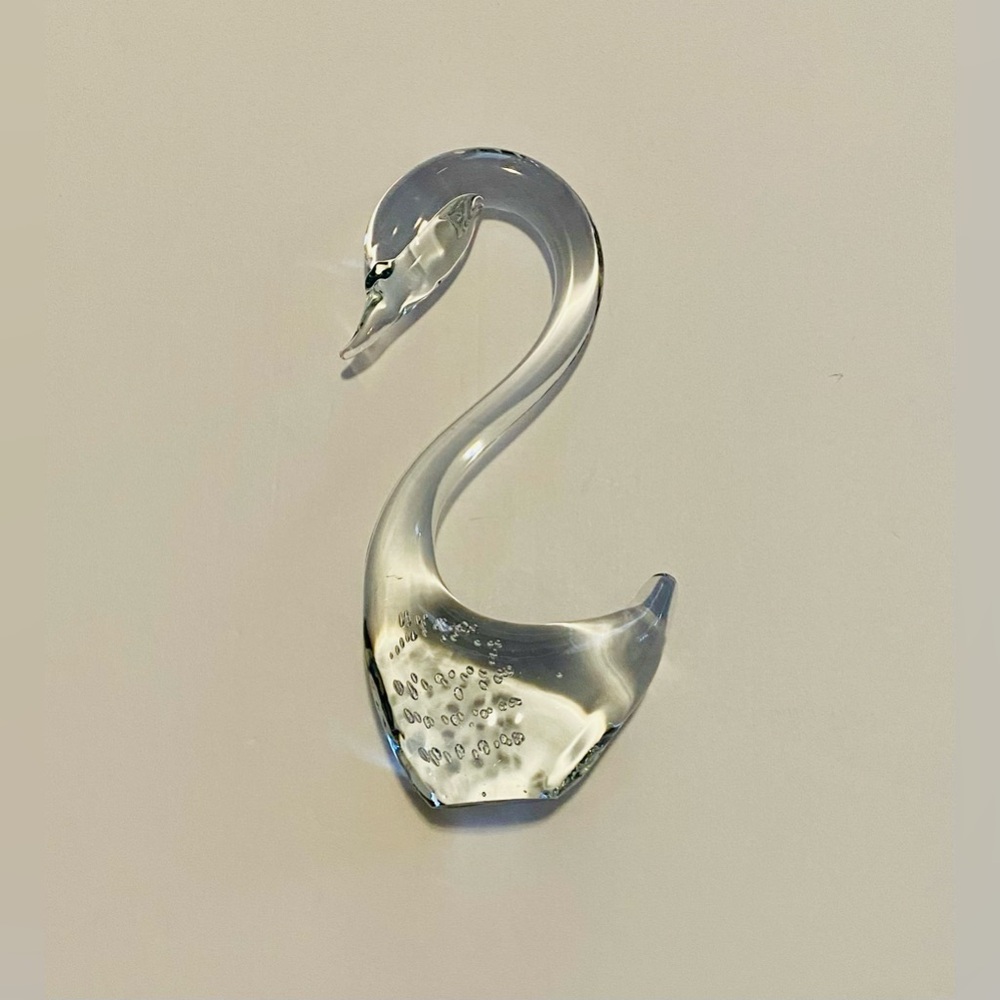 Graceful Bullicante Style Clear Glass Swan Figurine, Paperweight, Vintage - Picture 3 of 5